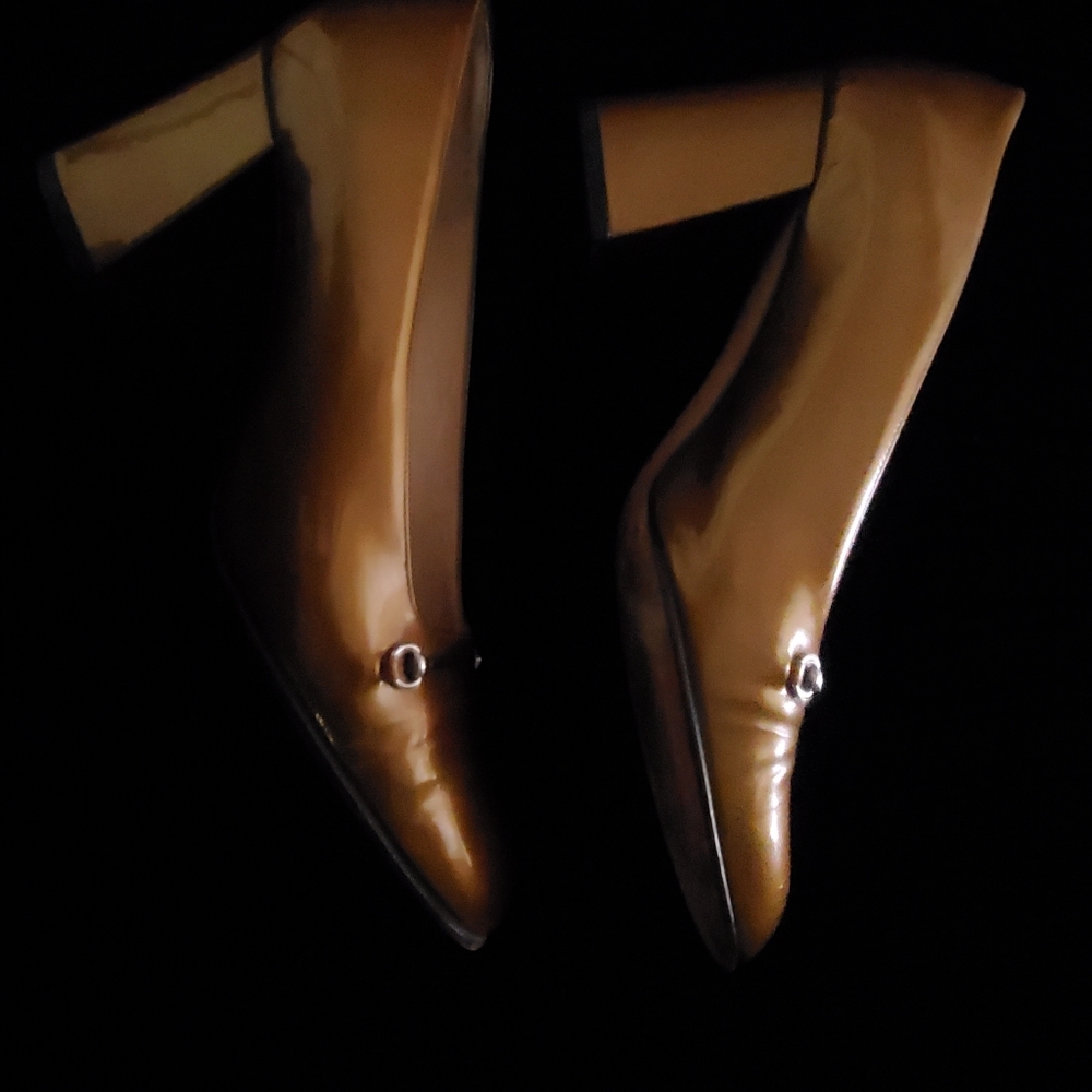 Shoes - Picture 3 of 4